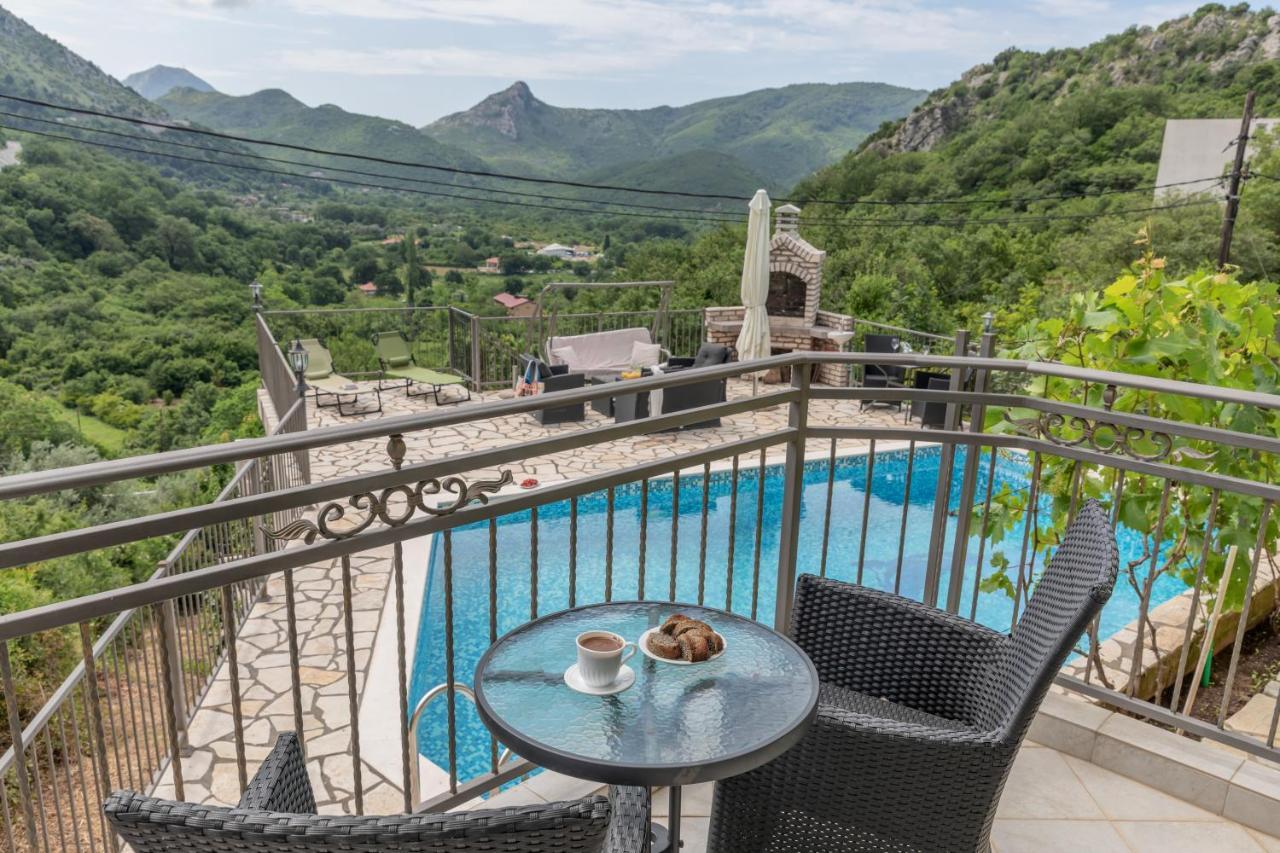 Villa Montenegrina Petrovac Екстериор снимка