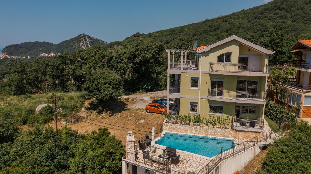 Villa Montenegrina Petrovac Екстериор снимка